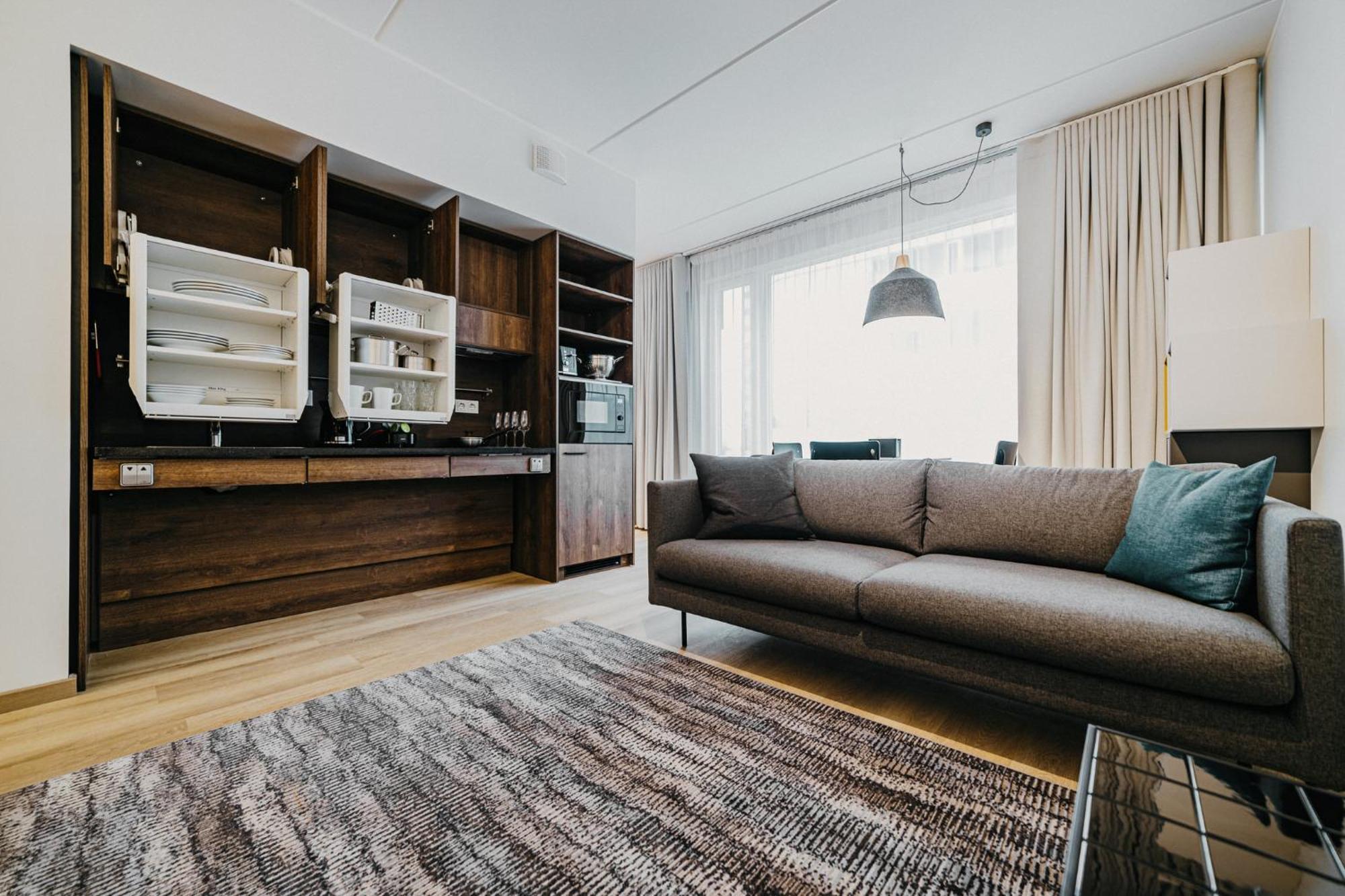 Lurich Residences Reval Esterno foto