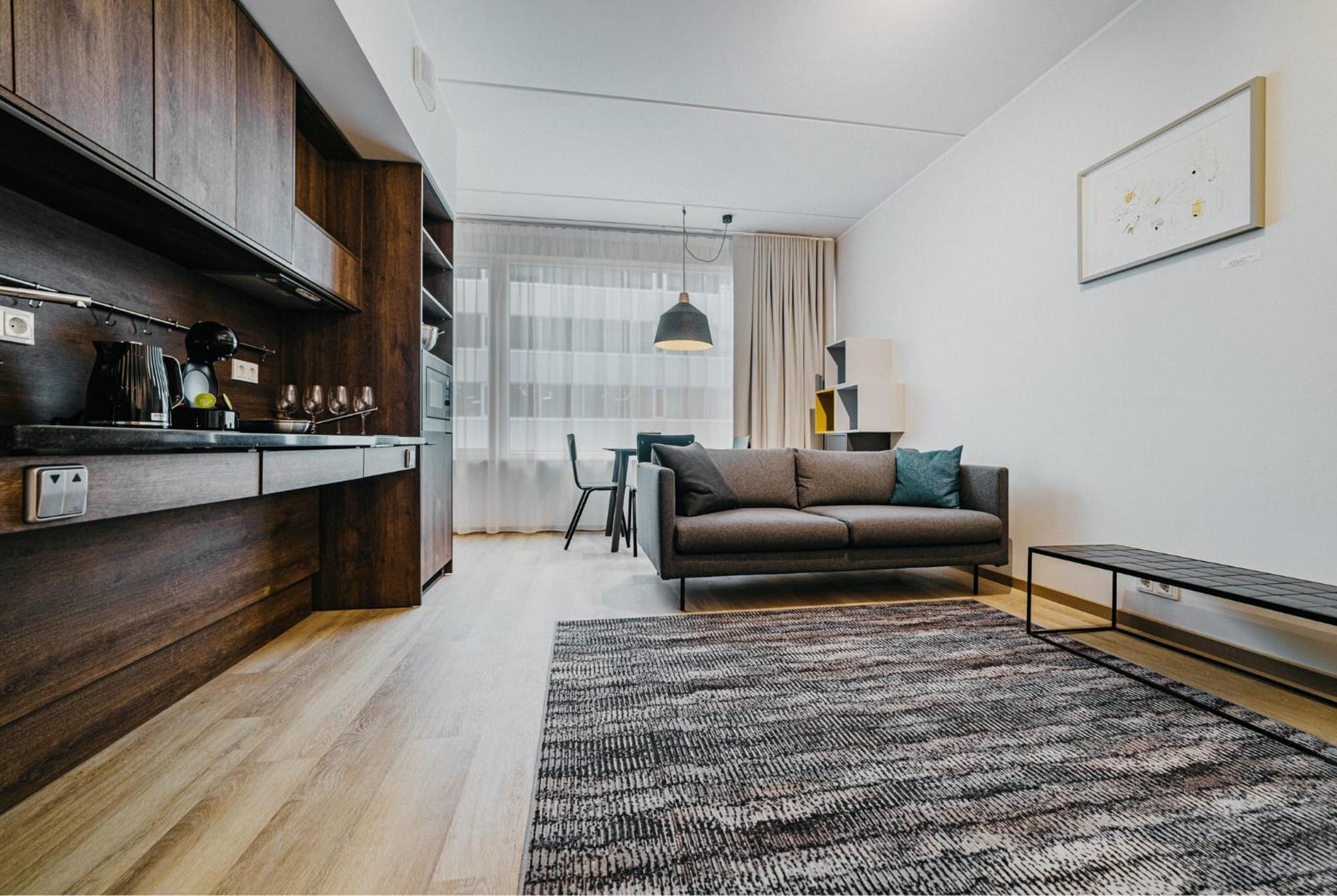 Lurich Residences Reval Esterno foto