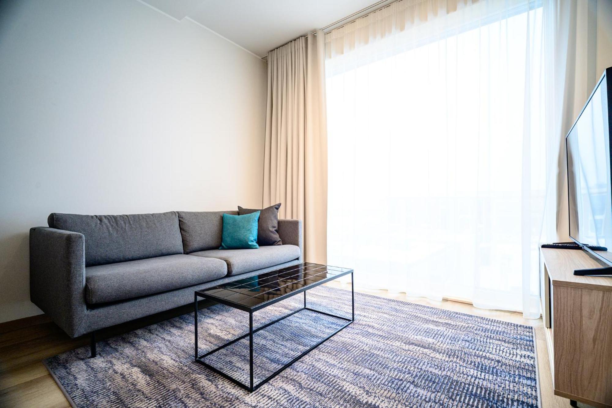 Lurich Residences Reval Esterno foto